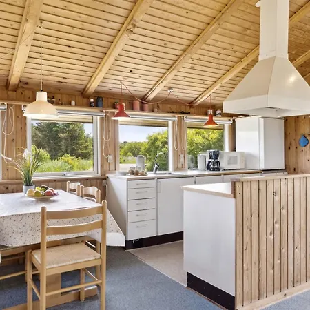 Dom wakacyjny Hunlef - 1-7km From The Sea By Interhome *
