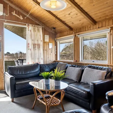 Hunlef - 1-7km From The Sea By Interhome