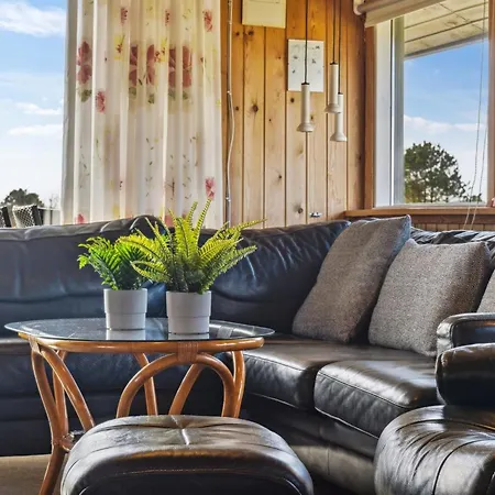 Dom wakacyjny Hunlef - 1-7km From The Sea By Interhome
