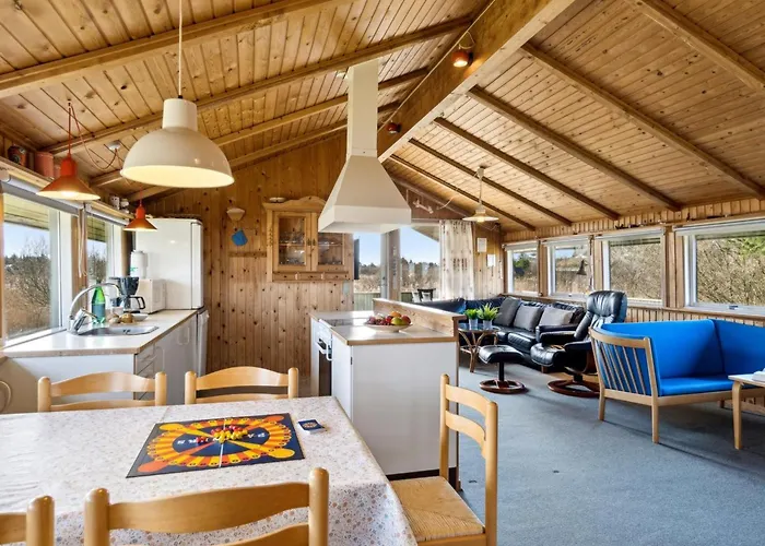 Semesterbostad Hunlef - 1-7km From The Sea By Interhome